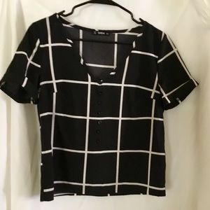 🐼 Shein ⚫️ Black & White Small 🦓 Blouse